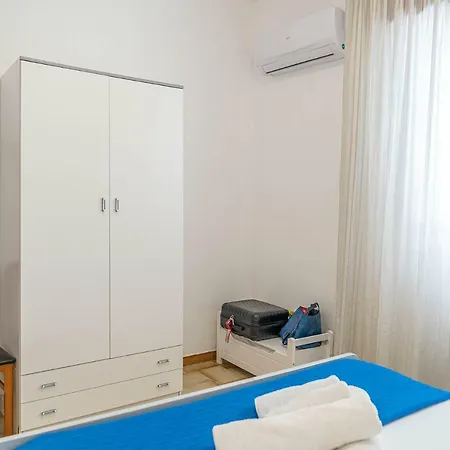 Palms فيلة سكوبيلو